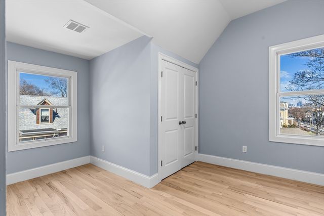 7 Waumbeck St -3-, Boston, MA 02121