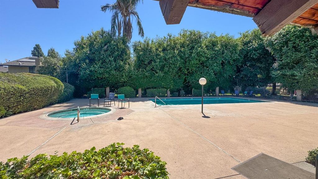Image 24 of property listing at 4985 E Butler # 124, Fresno, CA 93727