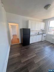 82 Paulison Avenue 7C, Passaic, NJ 07055