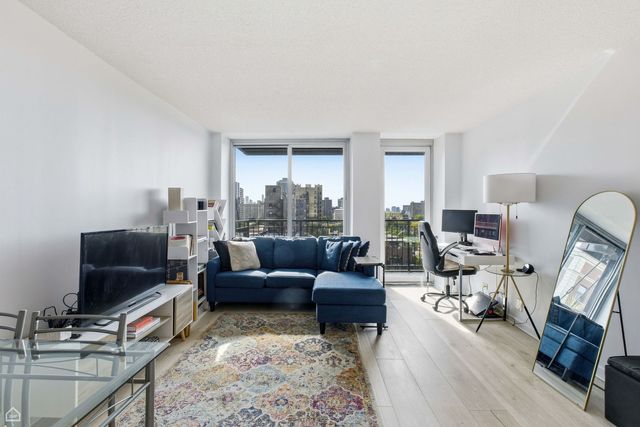 450 W Briar Place 10H, Chicago, IL 60657