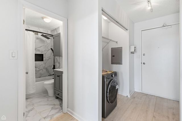 450 W Briar Place 10H, Chicago, IL 60657
