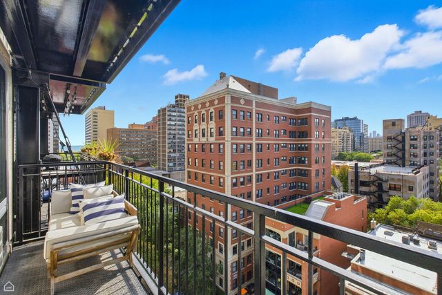 450 W Briar Place 10H, Chicago, IL 60657
