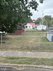 614 CHESTNUT ST, Hagerstown, MD 21740