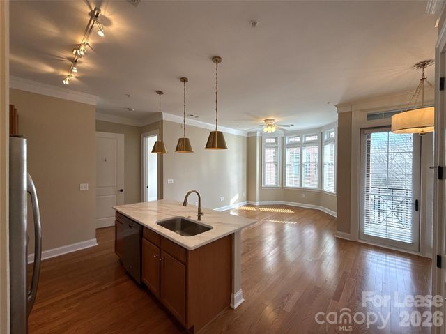 2810 Selwyn Avenue 308, Charlotte, NC 28209