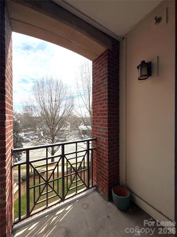 2810 Selwyn Avenue 308, Charlotte, NC 28209