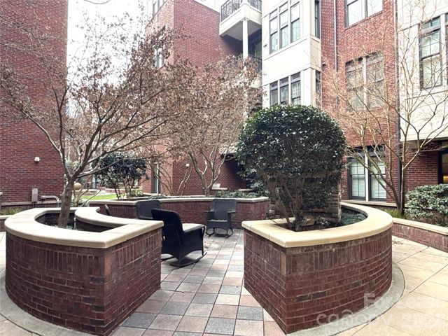 2810 Selwyn Avenue 308, Charlotte, NC 28209