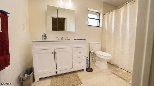1807 SW 2nd AVE, Cape Coral, FL 33991