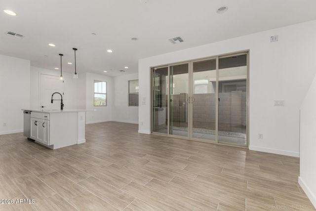 20624 W THOMAS Road, Buckeye, AZ 85396