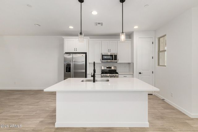 20624 W THOMAS Road, Buckeye, AZ 85396