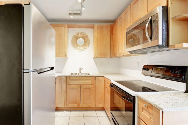 1015 E Yager LN 88, Austin, TX 78753