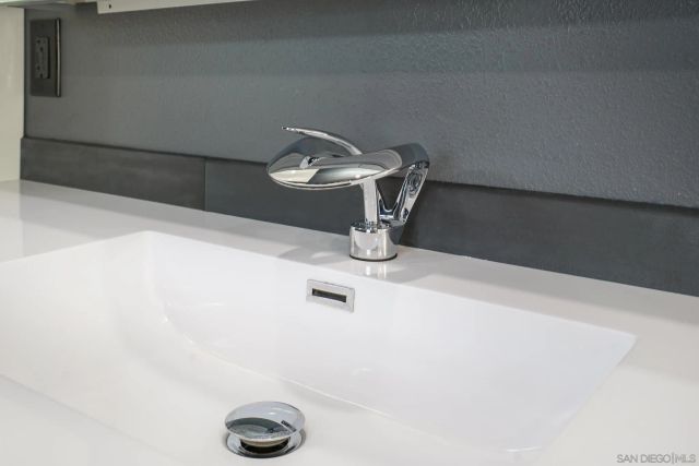 1517 Shields Ave, Encinitas, CA 92024