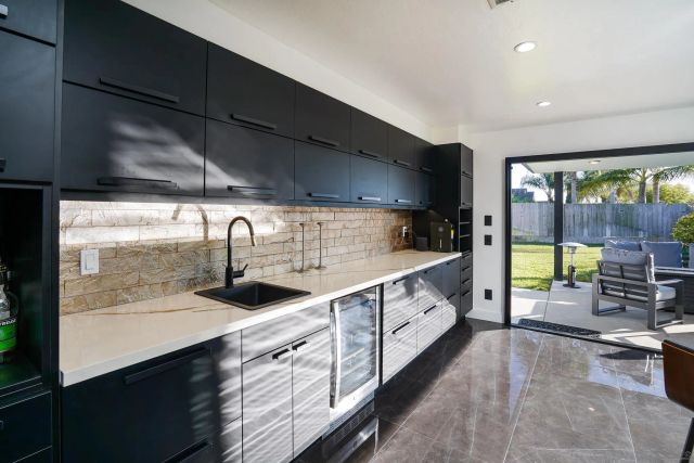 1517 Shields Ave, Encinitas, CA 92024