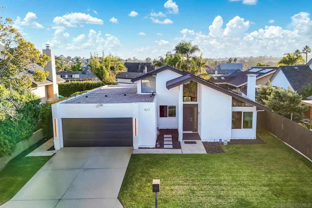 1517 Shields Ave, Encinitas, CA 92024
