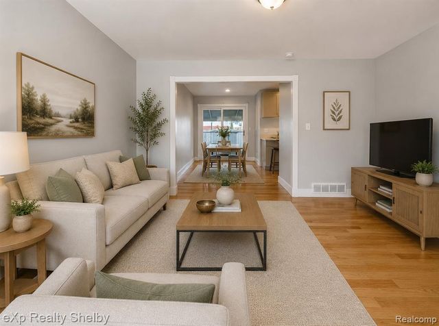 20115 Merle Court, Clinton Township, MI 48035