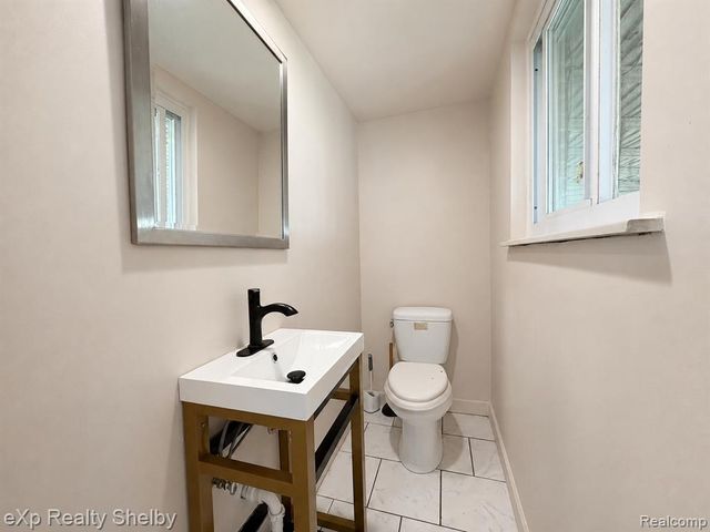 20115 Merle Court, Clinton Township, MI 48035