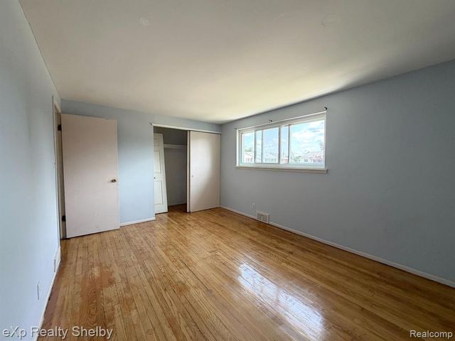 20115 Merle Court, Clinton Township, MI 48035