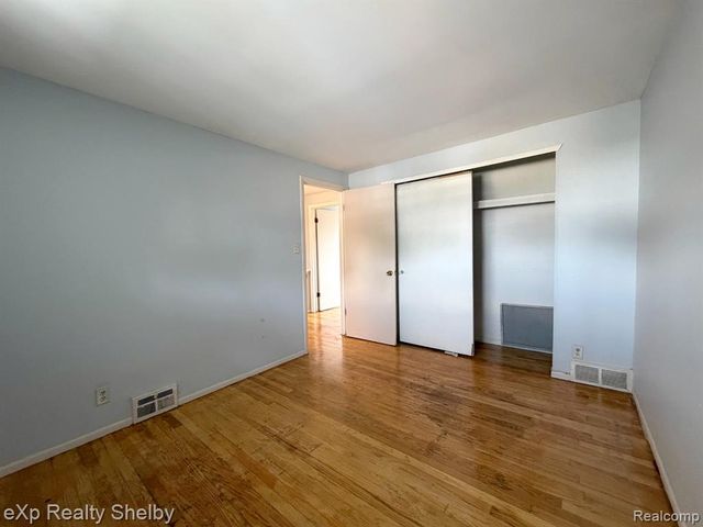 20115 Merle Court, Clinton Township, MI 48035