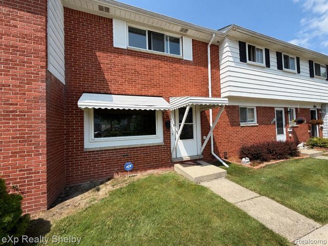 20115 Merle Court, Clinton Township, MI 48035