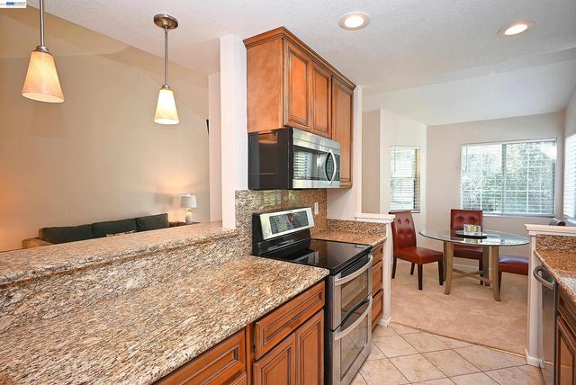 7875 Canyon Meadow Cir D, Pleasanton, CA 94588