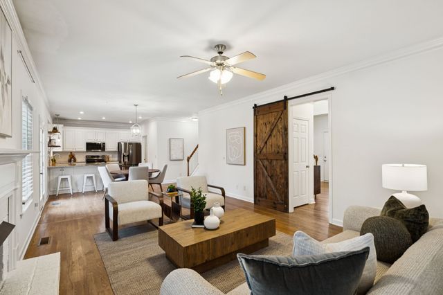 1042 Belcor Dr, Spring Hill, TN 37174