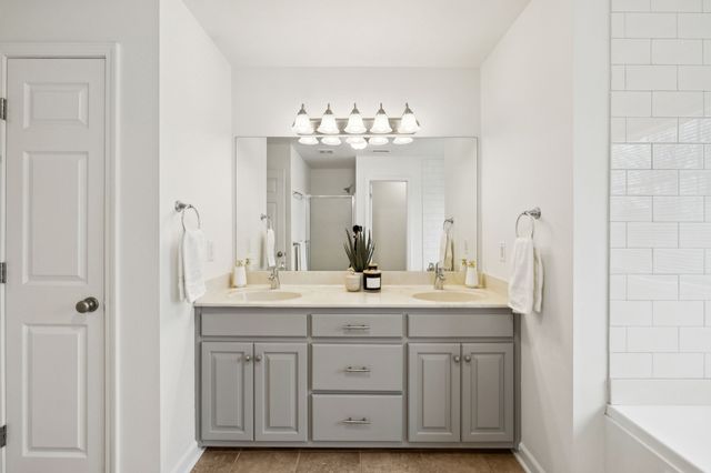 1042 Belcor Dr, Spring Hill, TN 37174