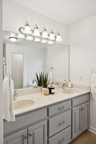 1042 Belcor Dr, Spring Hill, TN 37174