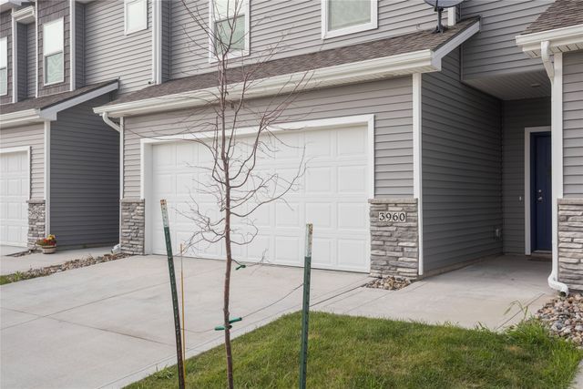 3960 NE Timber Lane, Ankeny, IA 50021