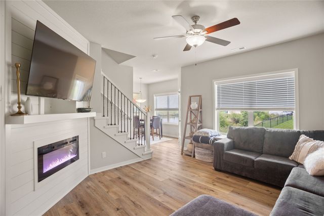 3960 NE Timber Lane, Ankeny, IA 50021