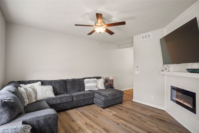 3960 NE Timber Lane, Ankeny, IA 50021