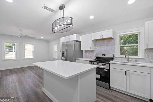 5304 Groovers Landing Road SE, Acworth, GA 30101