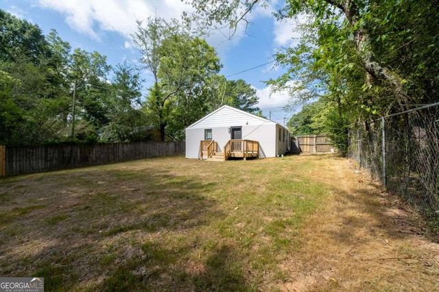 5304 Groovers Landing Road SE, Acworth, GA 30101