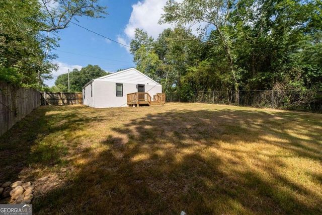 5304 Groovers Landing Road SE, Acworth, GA 30101