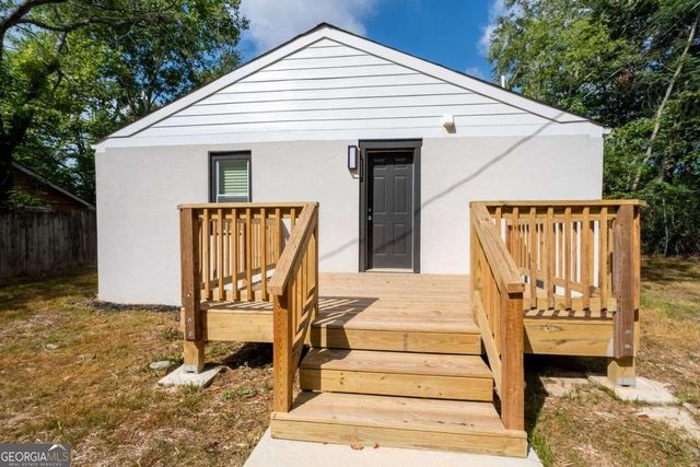 5304 Groovers Landing Road SE, Acworth, GA 30101