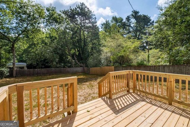 5304 Groovers Landing Road SE, Acworth, GA 30101