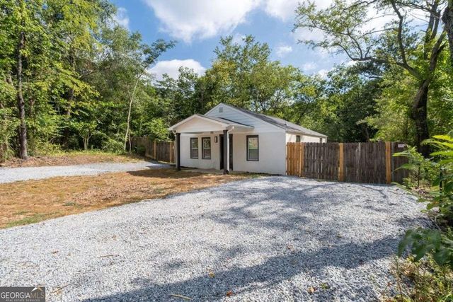 5304 Groovers Landing Road SE, Acworth, GA 30101