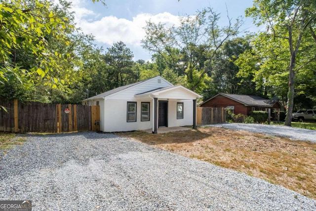 5304 Groovers Landing Road SE, Acworth, GA 30101