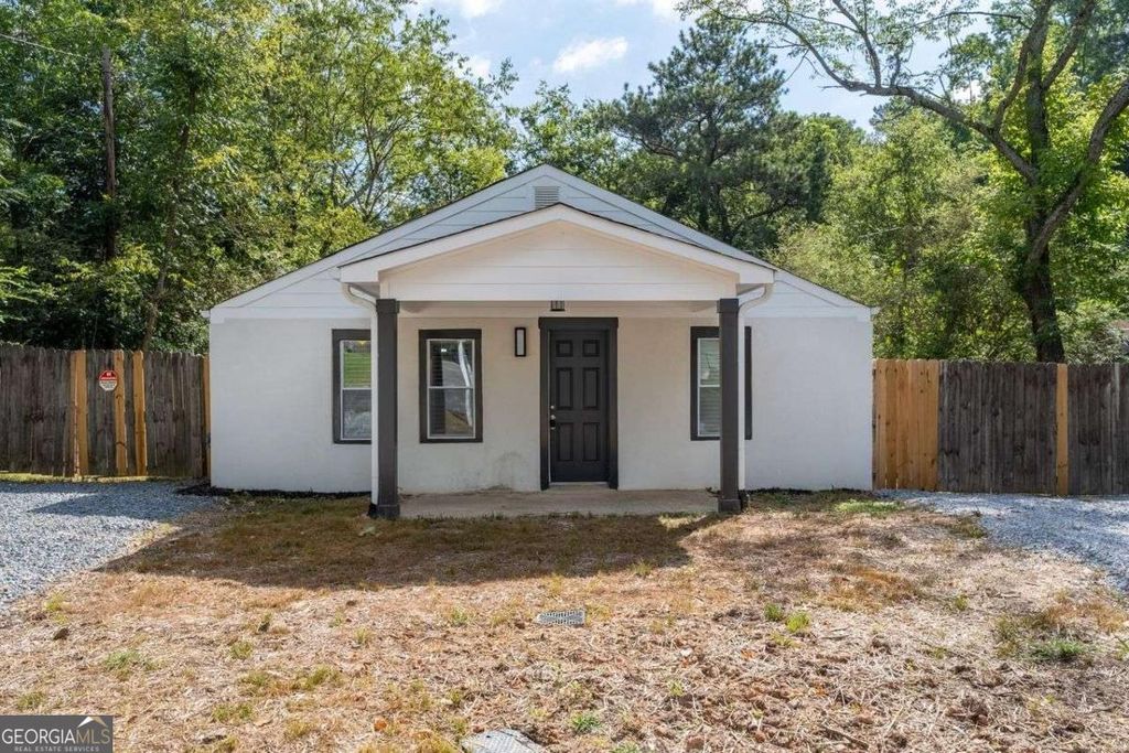 5304 Groovers Landing Road SE, Acworth, GA 30101
