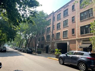 3800 N Lake Shore Drive 11E, Chicago, IL 60613