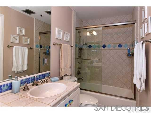 2130 Vallecitos 144, La Jolla, CA 92037