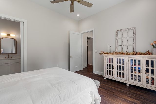 16 Bent Pebble Point, Lumberton, MS 39455