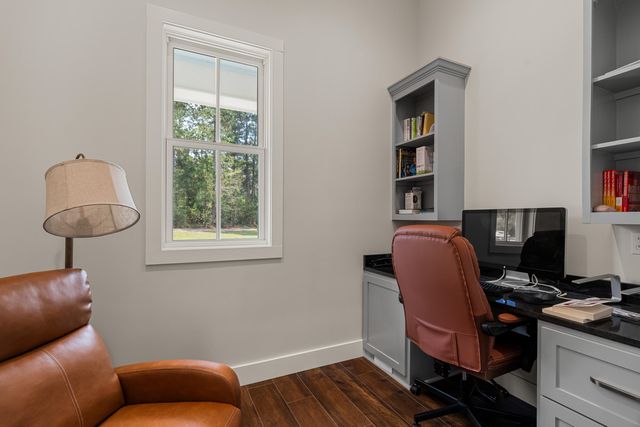 16 Bent Pebble Point, Lumberton, MS 39455