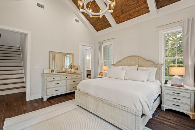 16 Bent Pebble Point, Lumberton, MS 39455