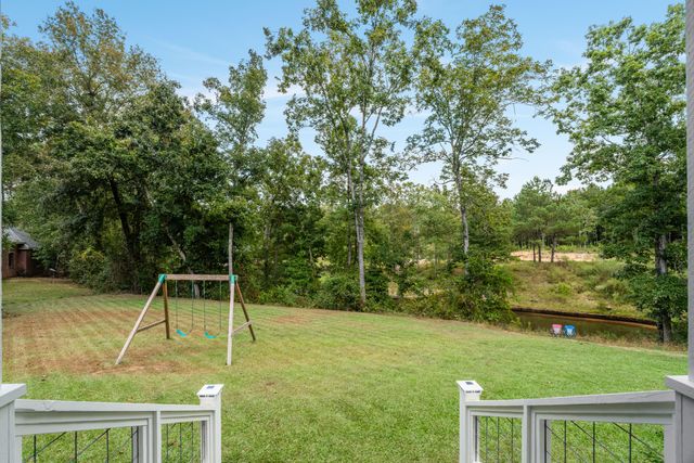 16 Bent Pebble Point, Lumberton, MS 39455