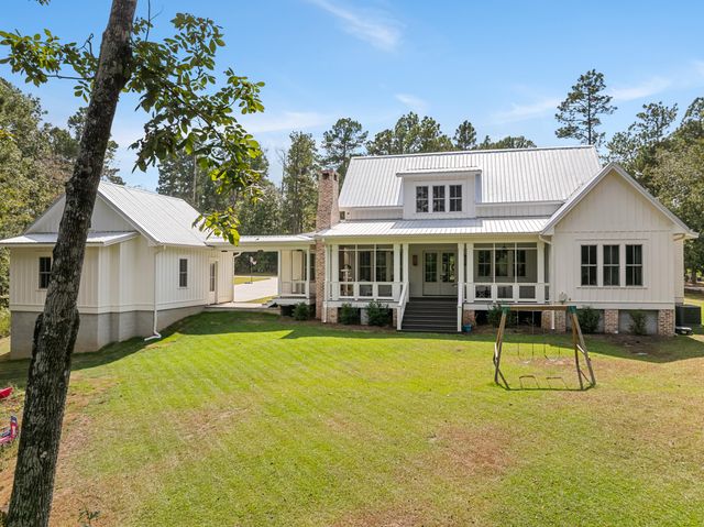 16 Bent Pebble Point, Lumberton, MS 39455