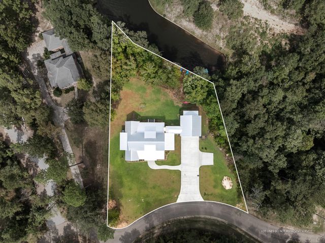 16 Bent Pebble Point, Lumberton, MS 39455