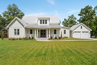 16 Bent Pebble Point, Lumberton, MS 39455