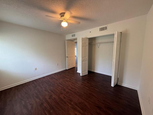231 SW Palm Drive 107, Port St. Lucie, FL 34986