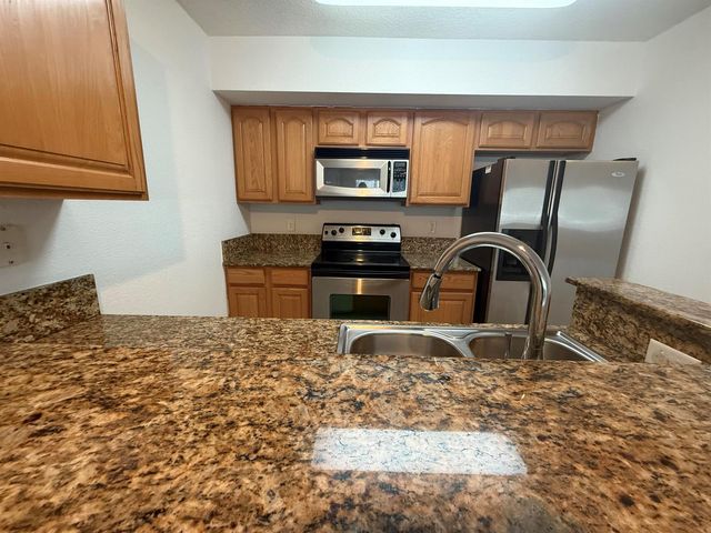 231 SW Palm Drive 107, Port St. Lucie, FL 34986
