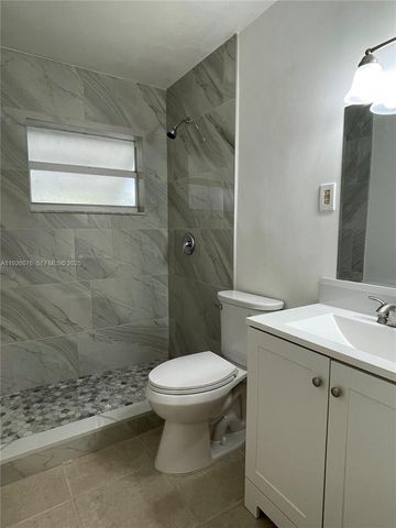 501 Azalea Ave A, Fort Pierce, FL 34982