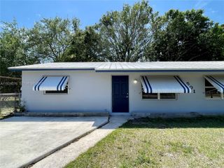 501 Azalea Ave A, Fort Pierce, FL 34982